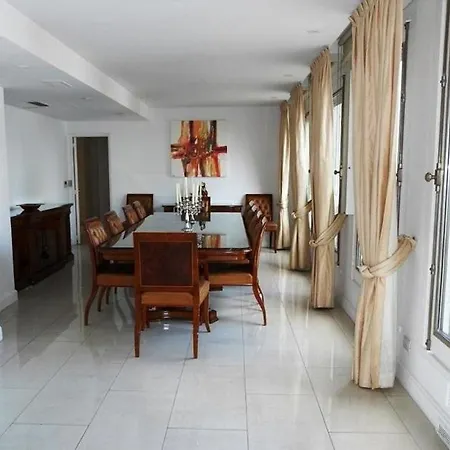 Διαμέρισμα Cozy Flat In